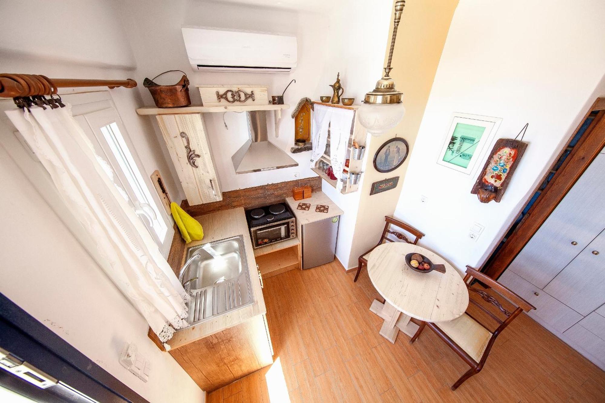 Castria Studios キオニア 部屋 写真